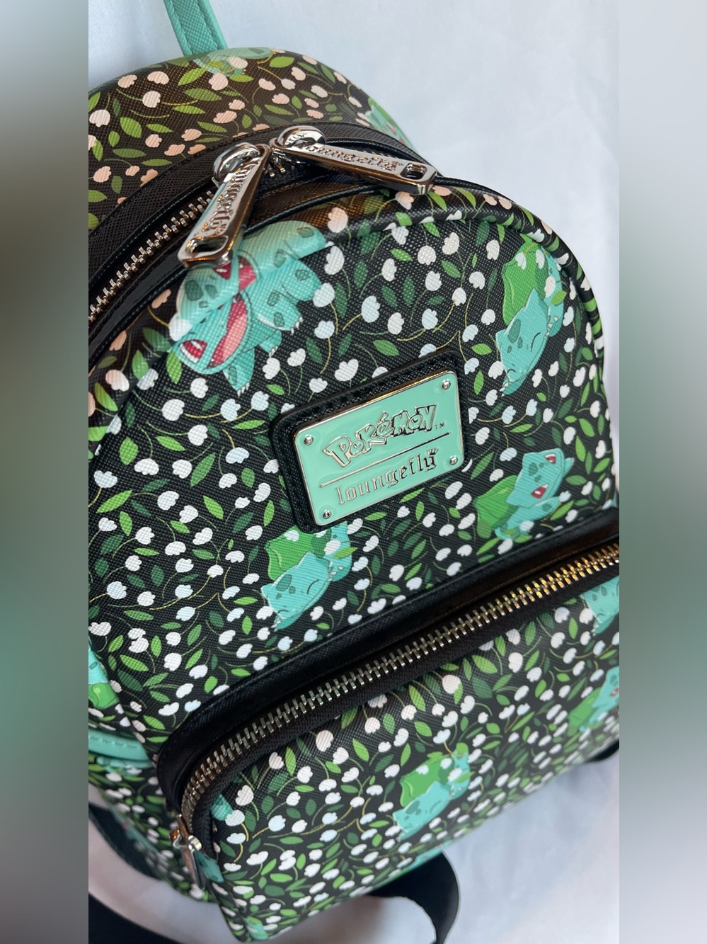 Pokémon Loungefly Bulbasaur  Backpack & Wallet - Picture 6 of 13